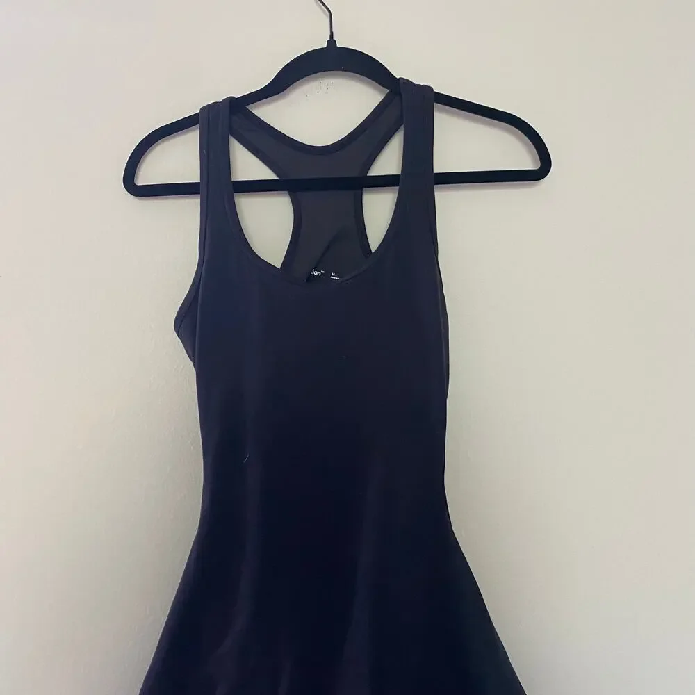 Tna LIFE Surpass Sports Dress in Black sz Medium - Picture 2 of 7